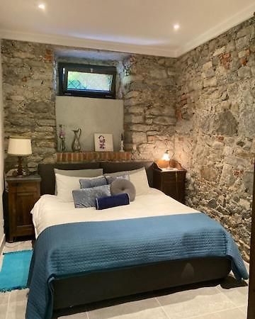 Villa Bacchetta - Stone Cottage Oleggio Castello Eksteriør billede